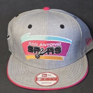 Men's New Era 39THIRTY Hat Adjustable Spurs San Antonio Grey/pink (NFL)